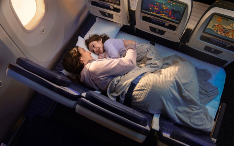 United Airlines Relax Row