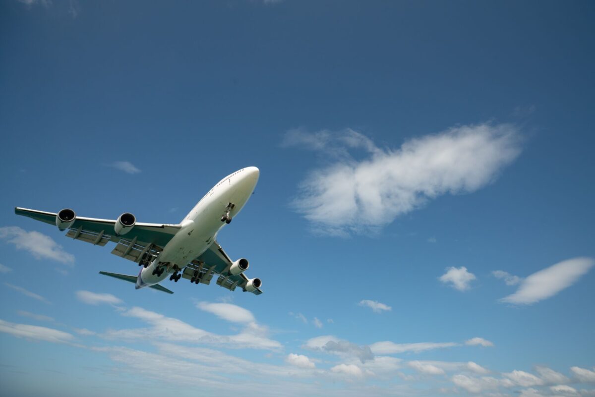 Thai Airways Boeing 747-400 aircraft landing