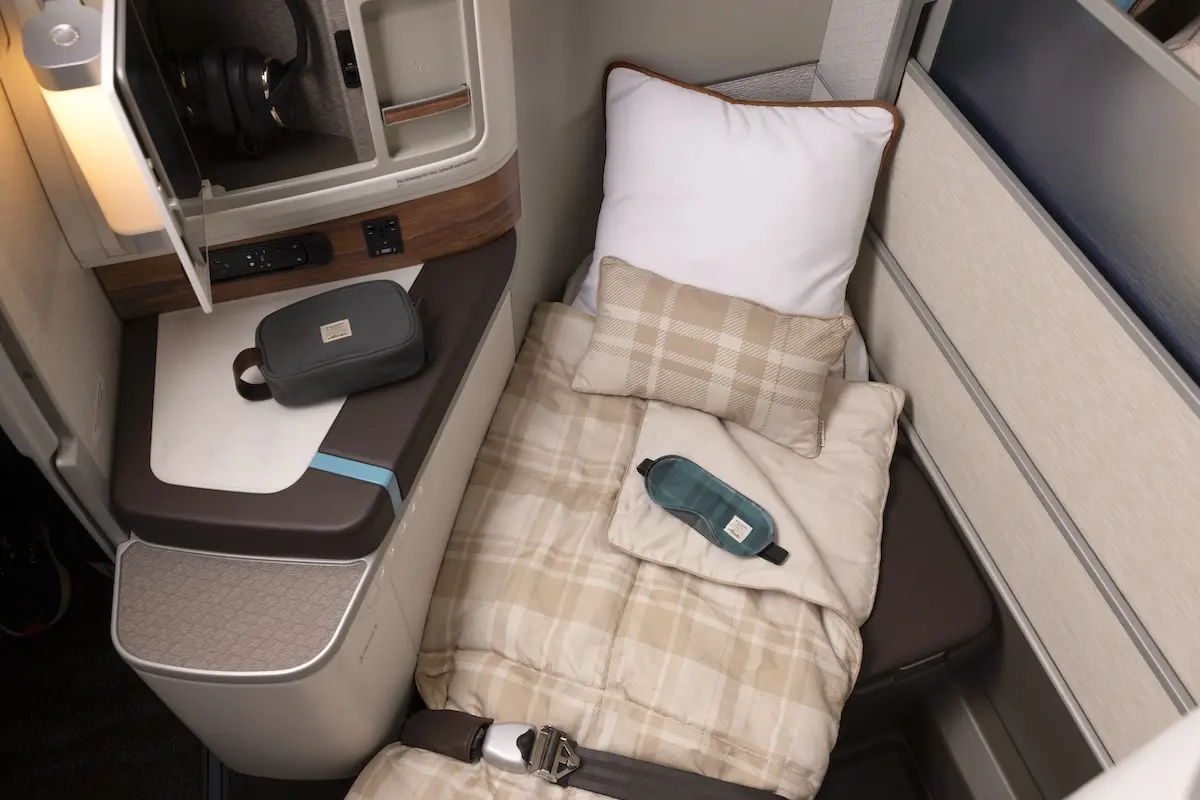Alaska Airlines International Business Class 5 Alaska-Airlines-International-Business-Class-5
