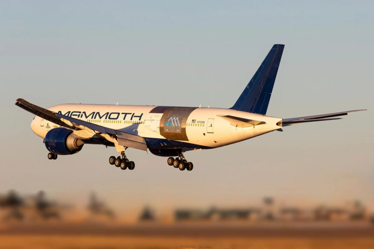 Mammoth Freighters 777 200LRMF
