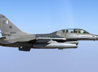 Pakistan Air Force F 16BM Fighting Falcon Pakistan Air Force F 16BM Fighting Falcon