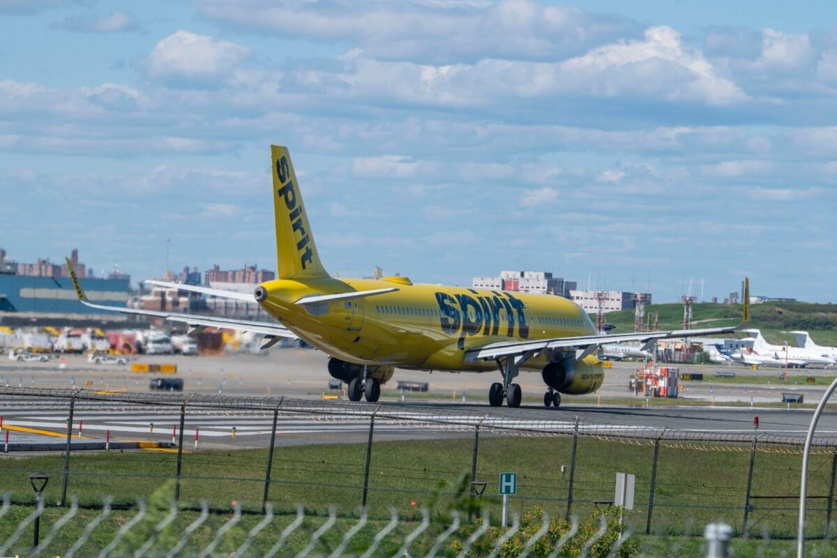 Spirit Airlines Airbus A321 200 N662NK