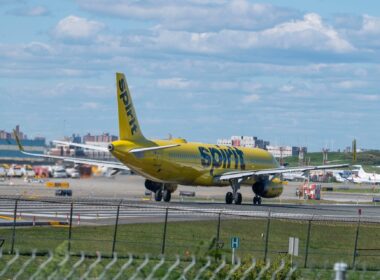 Spirit Airlines Airbus A321 200 N662NK
