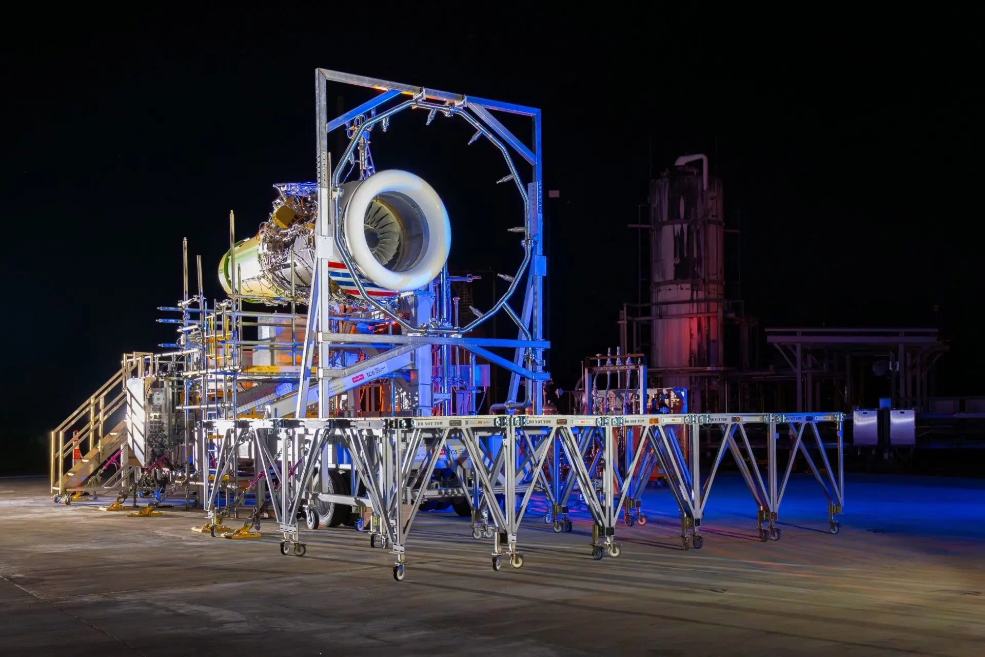 engine_cropped_3x2