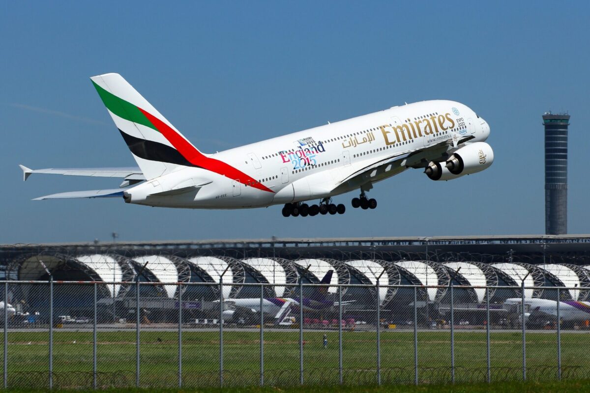 Airbus A380 800 Emirates A6 EEE Airbus A380 800 Emirates A6 EEE
