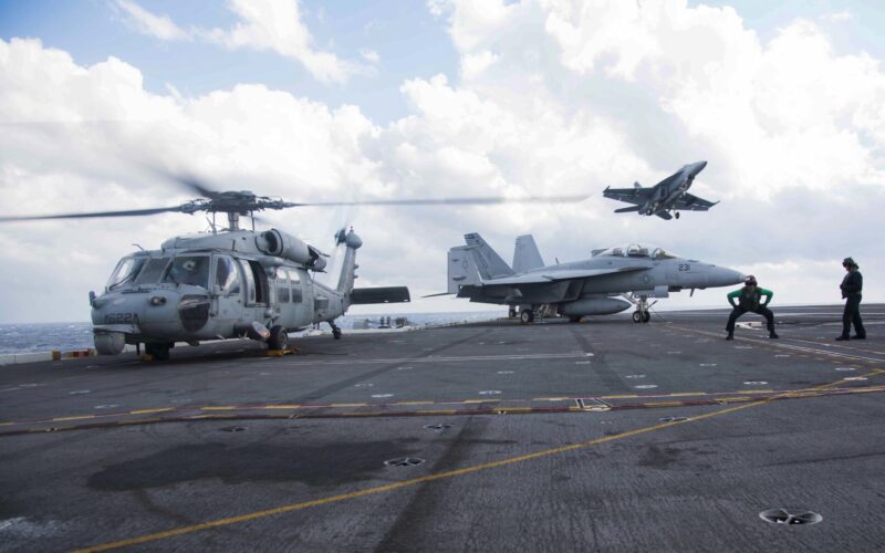 Aircraft aboard the Nimitz class aircraft carrier USS Abraham Lincoln Aircraft aboard the Nimitz class aircraft carrier USS Abraham Lincoln