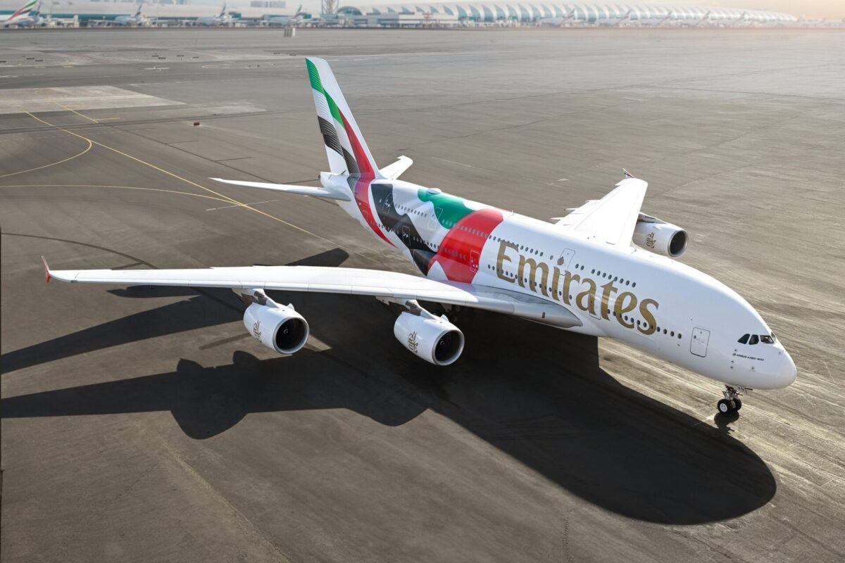 Emirates Airbus A380 UAE flag 