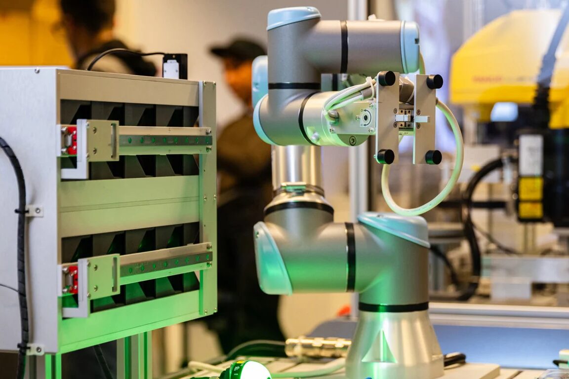 FEIT-Control-Labs
