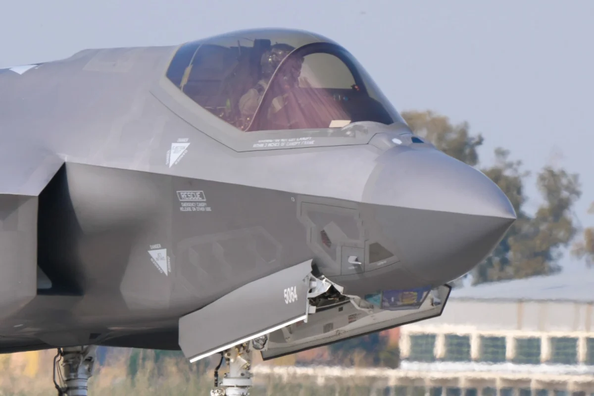 Lockheed Martin F 35 canopy Lockheed Martin F 35 canopy