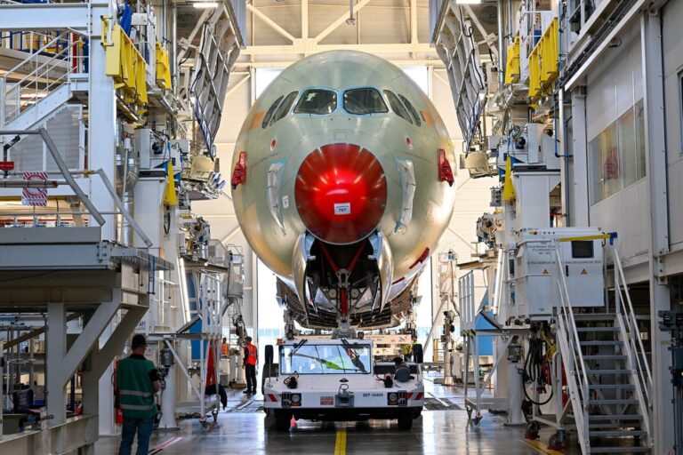 Qantas Airbus A350 1000ULR
