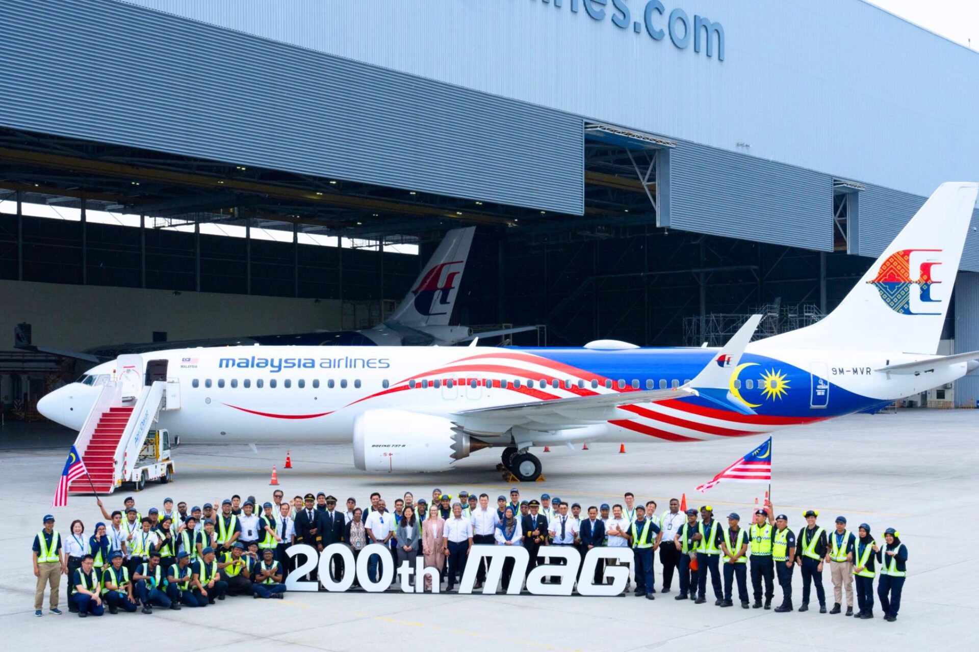 Malaysia Airlines marks milestone with 200th Boeing delivery since 1972