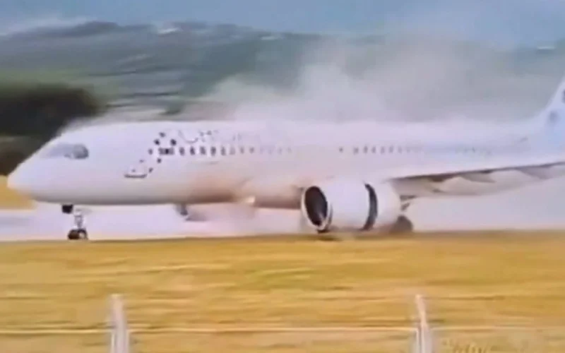 a220_runway_excursion_3x2_crop