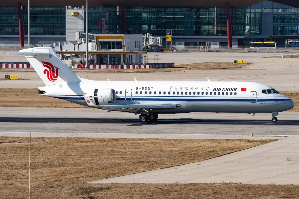 COMAC C909