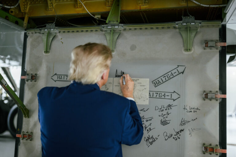 Trump Rally 747 Trump 747 Air Force One makes public debut