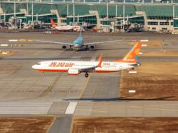 Jeju Air Boeing 737 MAX 8 HL8592