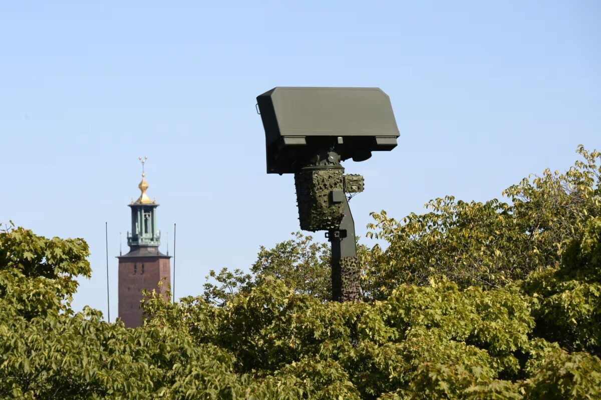 Sweden Saab Giraffe radar Sweden Saab Giraffe radar
