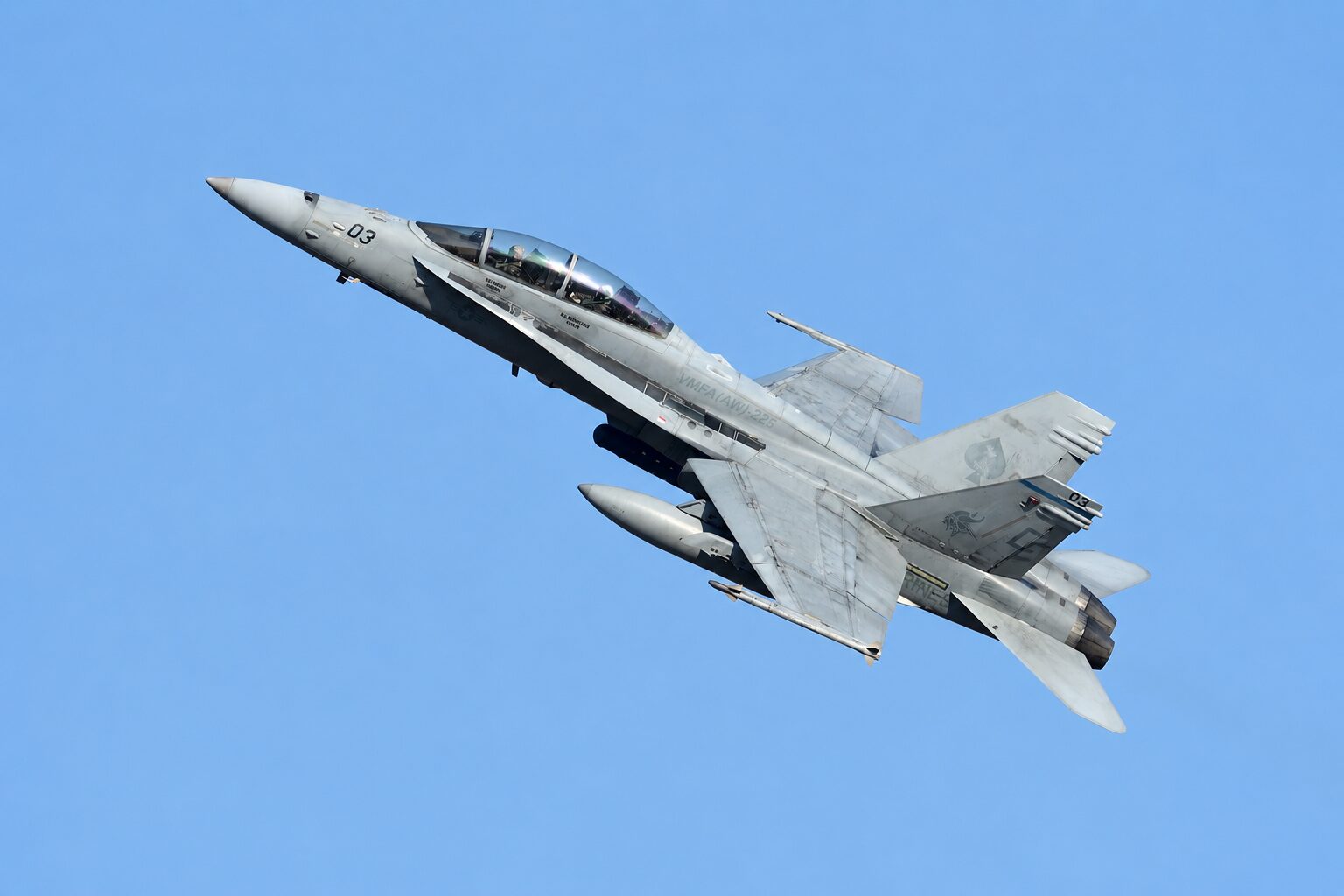 Marine F/A-18D pilot ejects safely before crash in Washington state