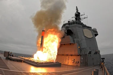A Tomahawk cruise missile launches from the Japan Maritime Self Defense Force destroyer JS Chokai during a live fire test
