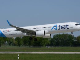 AJet Airbus A321neo TC LUR