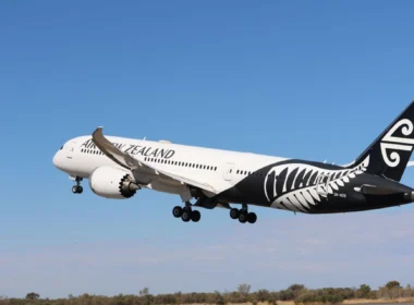 Air New Zealand's last 787-9 returns from long-term storage