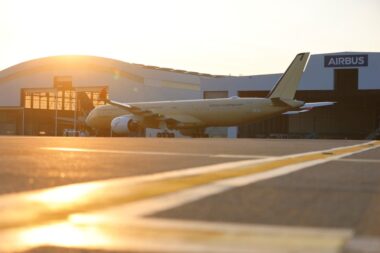 Airbus A350 1000ULR Qantas Toulouse