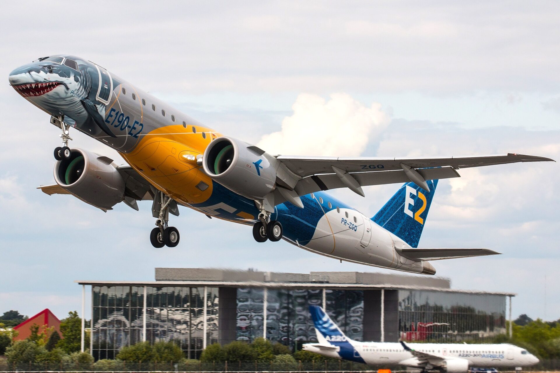 EASA certifies runway overrun alert technology for Embraer E-Jet E2 AeroTime