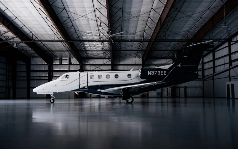 Embraer Phenom 300EV