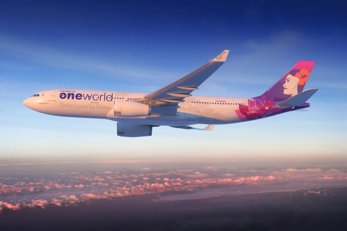 Hawaiian Airlines Airbus A330 200 oneworld