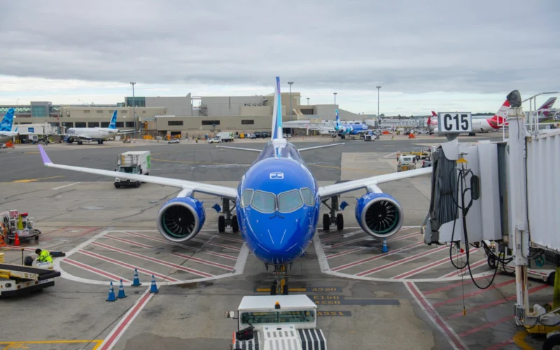 JetBlue Airbus A220 300