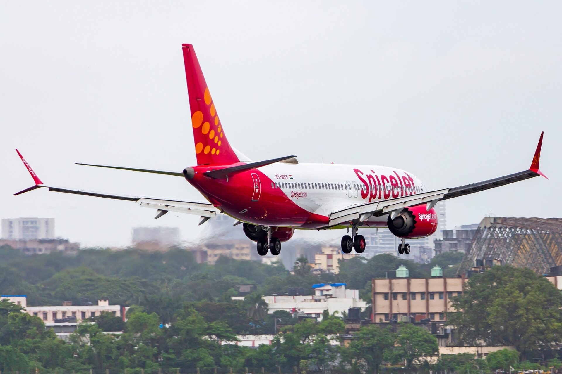 ICBC wendet sich an die DGCA, um die an SpiceJet verleasten 737 ...