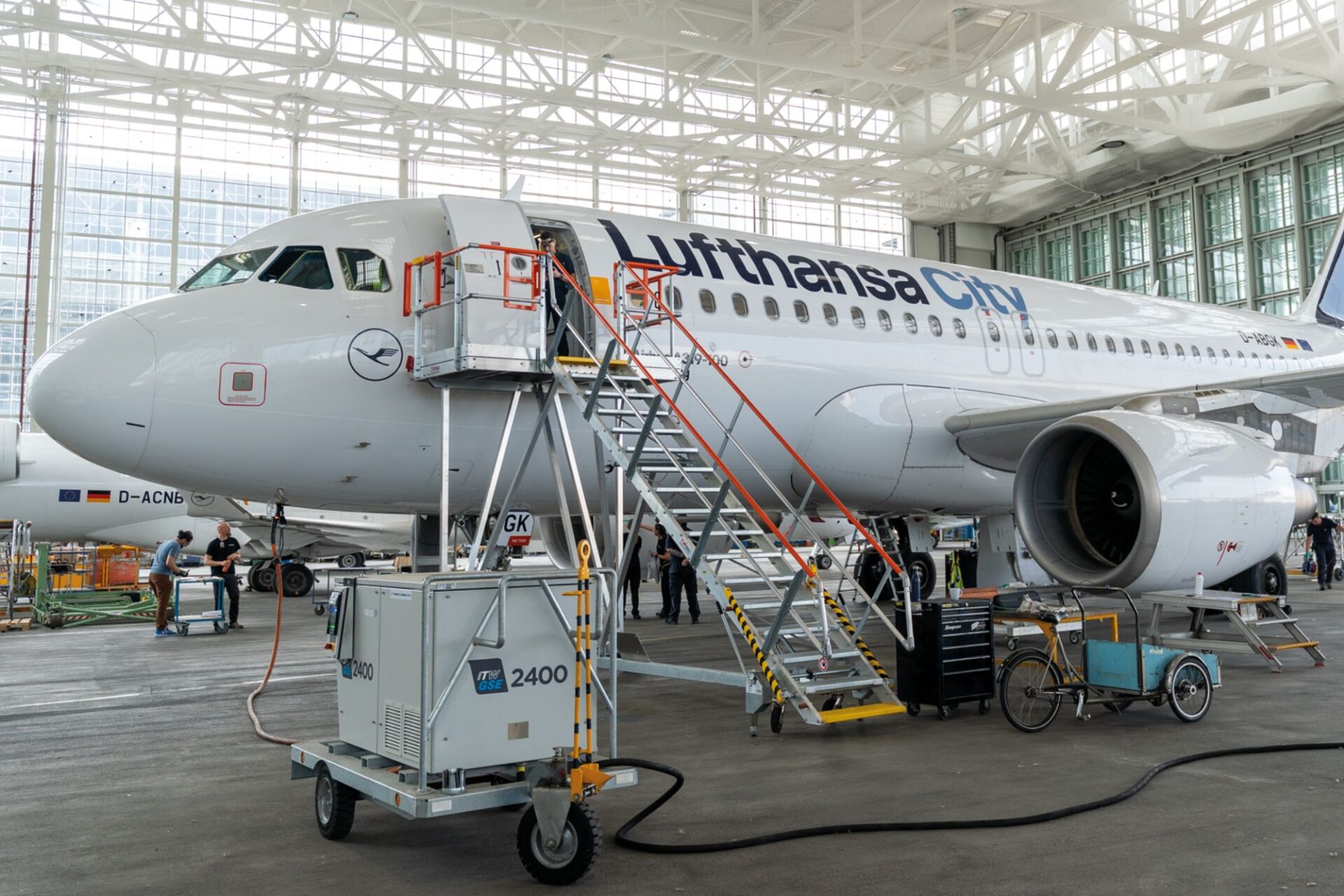 Lufthansa Technik tests next-gen AeroSHARK on Airbus A319 short-haul jet
