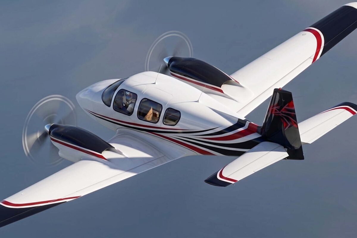 sling twin rendering 1 Private twin engine propeller aircraft in level flight with white red and black livery visible cockpit windows and rotating propellers creating motion blur