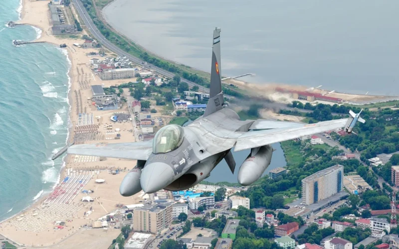 A Romanian Air Force F 16 flies over Constanța on Romanias Black Sea coast