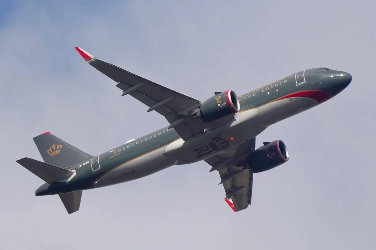A Royal Jordanian Airbus A320neo A Royal Jordanian Airbus A320neo