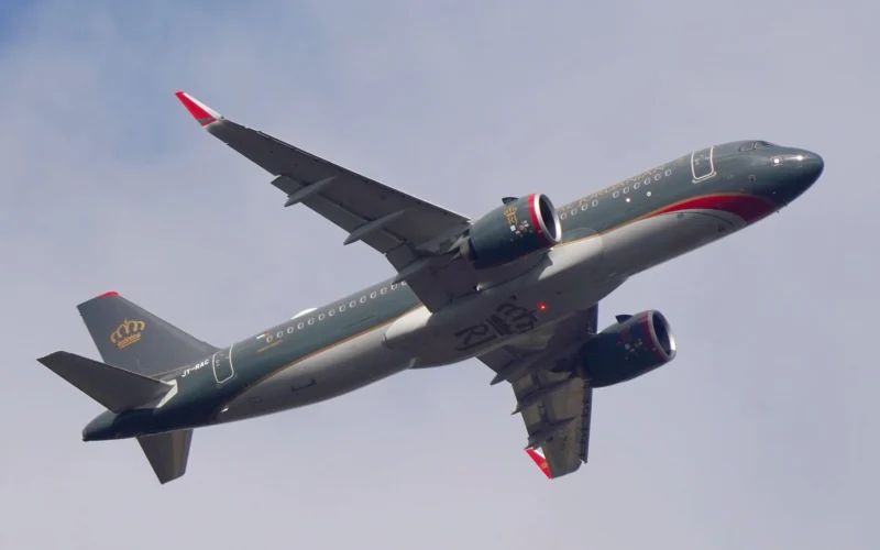 A Royal Jordanian Airbus A320neo