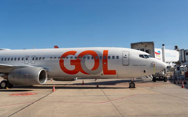 Boeing 737 800 of GOL Linhas Aéreas Boeing 737 800 of GOL Linhas Aéreas