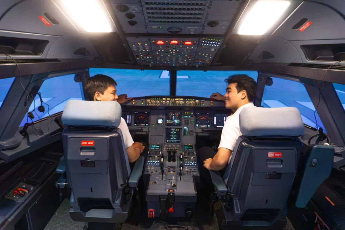 Sun PhuQuoc Airways first group of pilot cadets begins Airbus A320 type rating training at BAA Training Vietnams simulator center in Ho Chi Minh City Sun PhuQuoc Airways first group of pilot cadets begins Airbus A320 type rating training at BAA Training Vietnams simulator center in Ho Chi Minh City