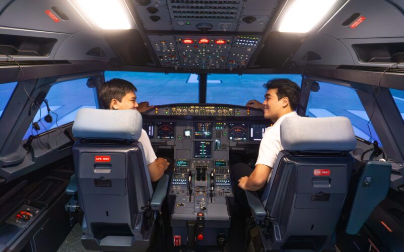Sun PhuQuoc Airways first group of pilot cadets begins Airbus A320 type rating training at BAA Training Vietnams simulator center in Ho Chi Minh City Sun PhuQuoc Airways first group of pilot cadets begins Airbus A320 type rating training at BAA Training Vietnams simulator center in Ho Chi Minh City