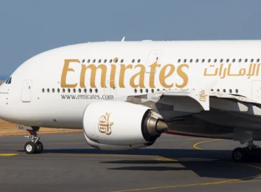 Emirates Airbus A380 A6-EEV