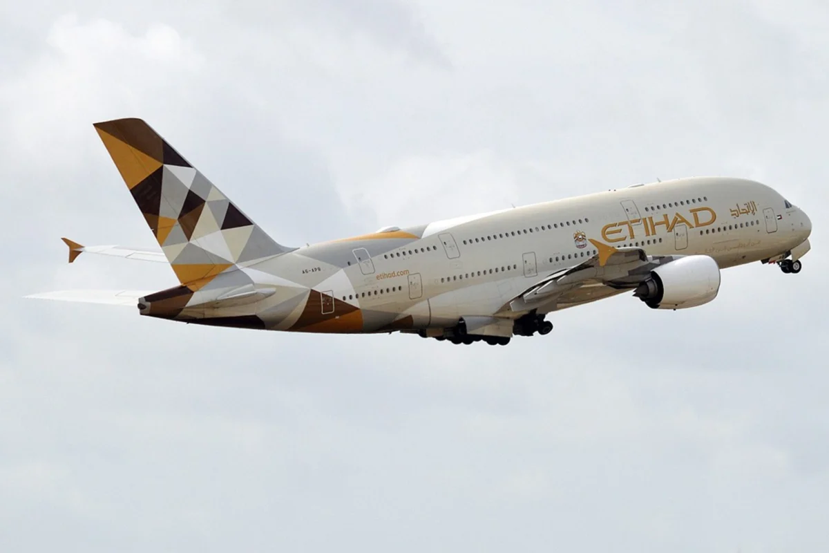 Etihad Airways A6 APB Airbus A380 800 Etihad Airways A6 APB Airbus A380 800