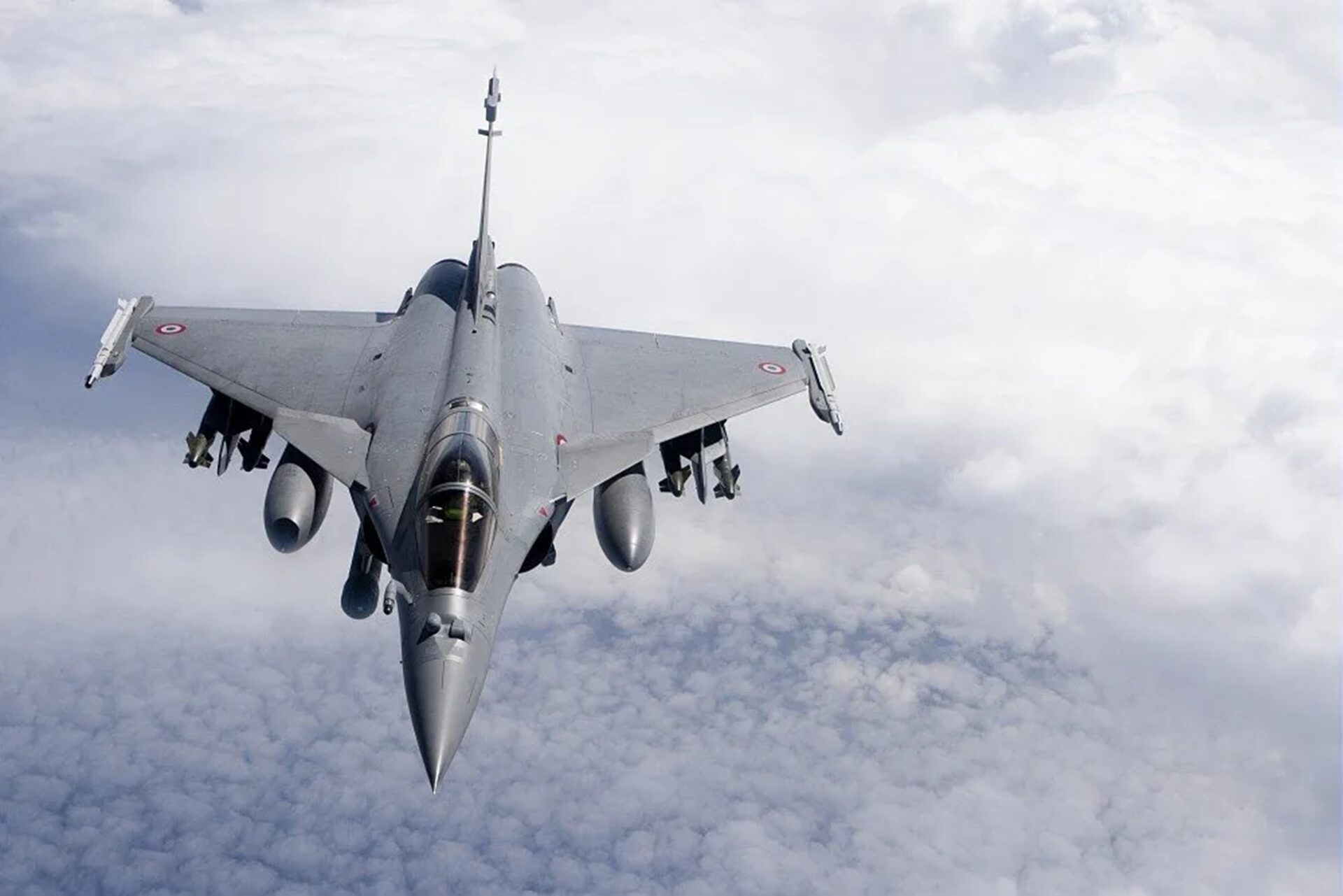 Dassault takes two AI algorithms into flight testing aboard Rafale
