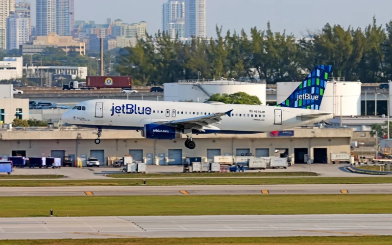 JetBlue Airbus A320 232 N570JB Fort Lauderdale Hollywood International Airport