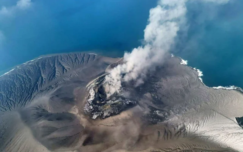 Mount Anak Krakatau eruption