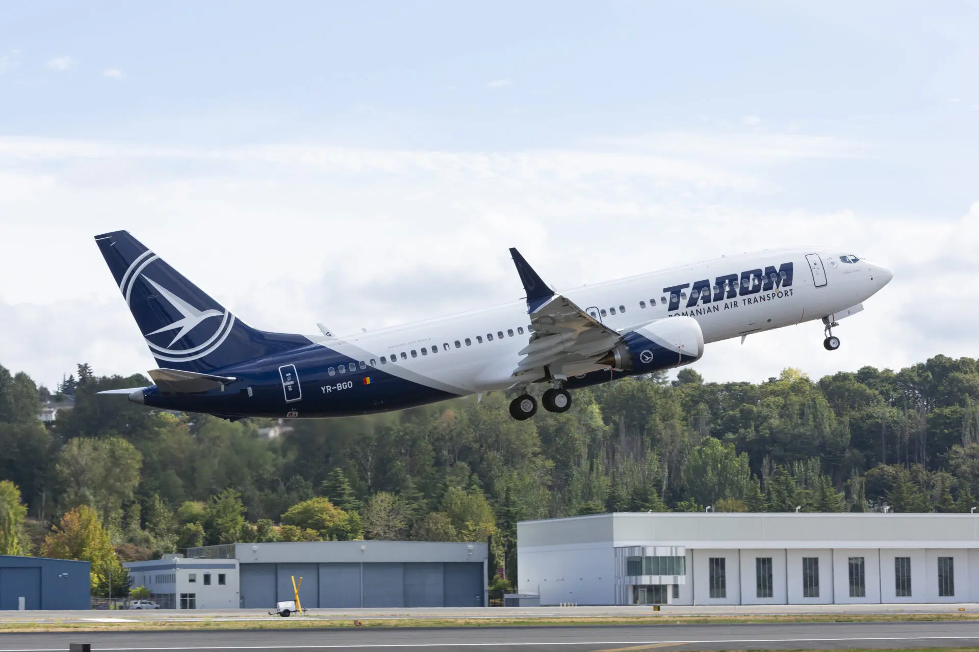 TAROM Boeing 737 8 YR BGO the Romanian flag carriers first 737 MAX