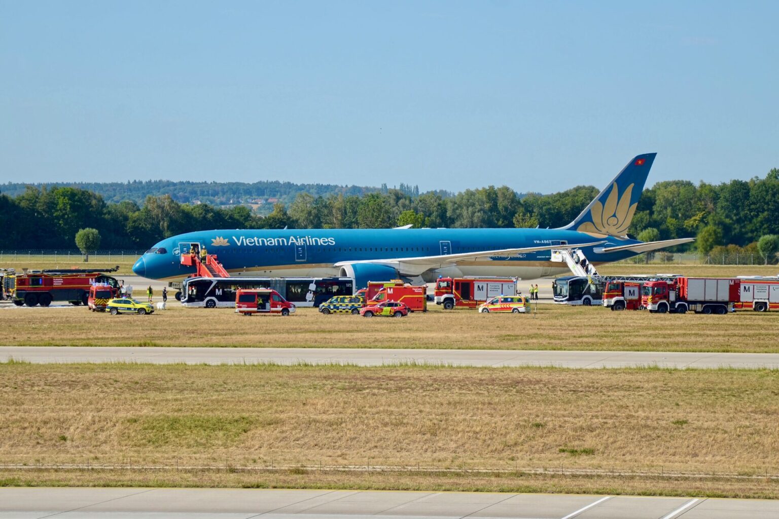 Vietnam Airlines 787 brakes activated during Munich takeoff