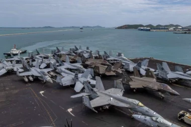 USS Abraham Lincoln aircraft carrier