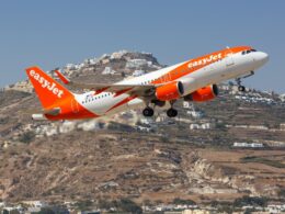 easyJet OE IJZ Airbus A320