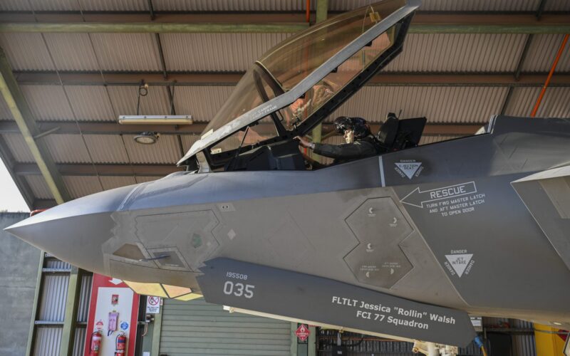 A Royal Australian Air Force F 35A Lightning II taxis at RAAF Base Tindal A Royal Australian Air Force F 35A Lightning II taxis at RAAF Base Tindal