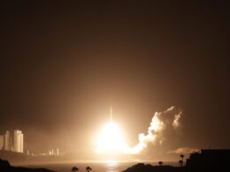 Japans H3 rocket lifts off from Tanegashima Space Center on October 20 2026 carrying the MMX spacecraft toward Mars