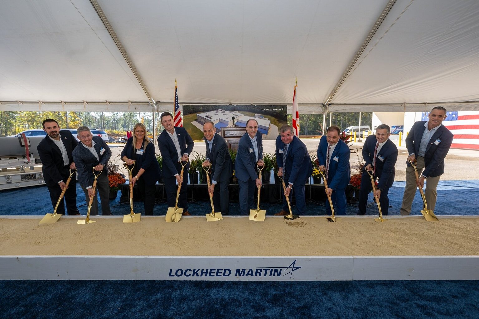 Lockheed Rocket Production US Air Force puts Lockheed Martin’s troubled hypersonic ARRW into ...